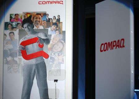 new compaq logo. Shah Rukh Khan at Compaq event