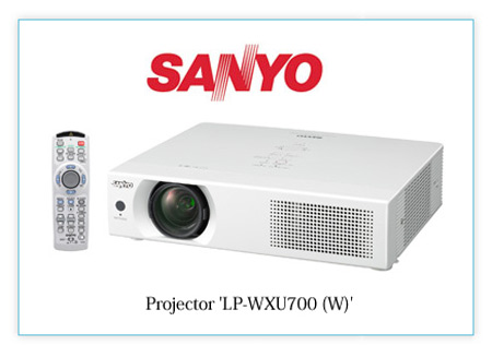Sanyo LP-WXU700 Projector