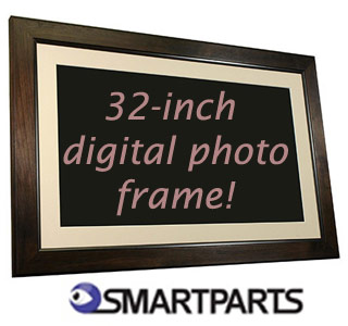SmartParts 32-inch digital photo frame