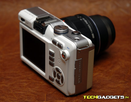 Olympus Pen E-PL1 Camera Review: Powerful Features in a Compact Body