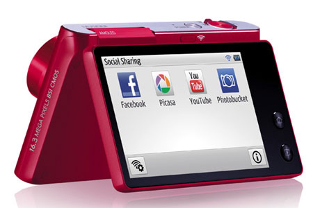 Samsung MV900F in Red
